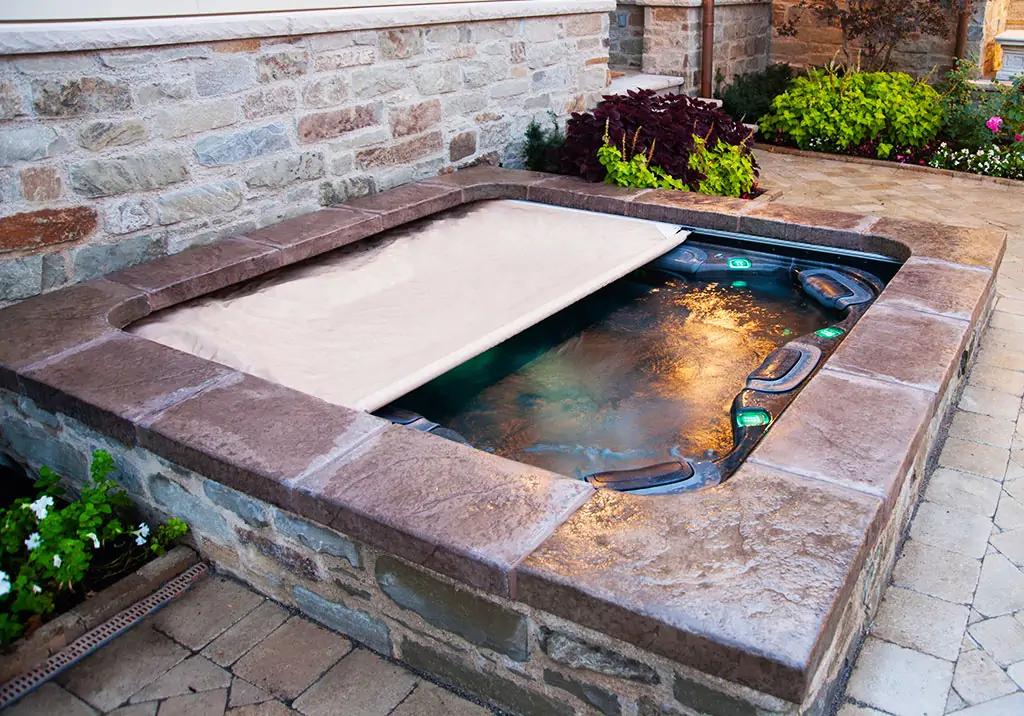 spa automatic cover inspiration